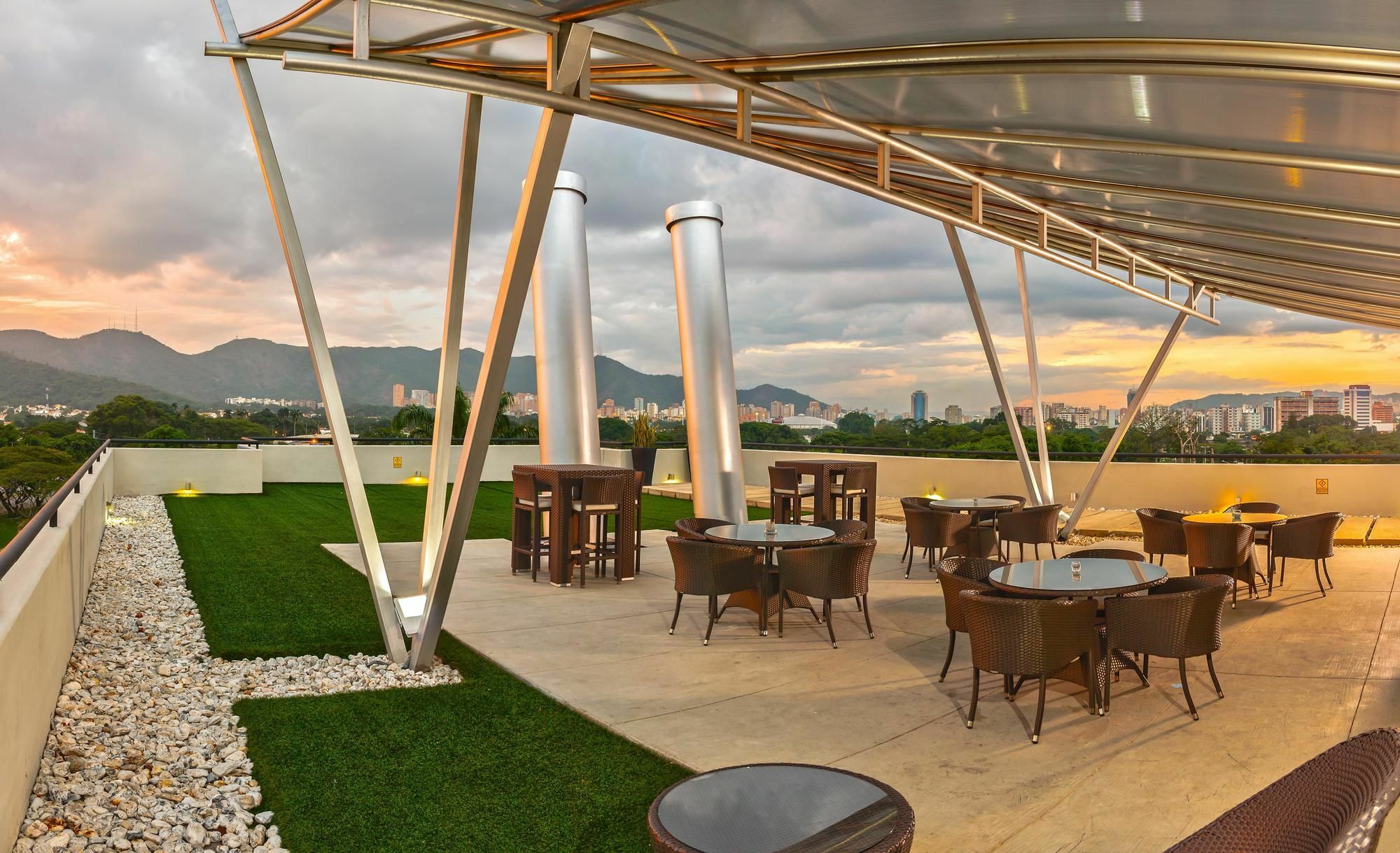 Guaparo Suites Valencia Εξωτερικό φωτογραφία
