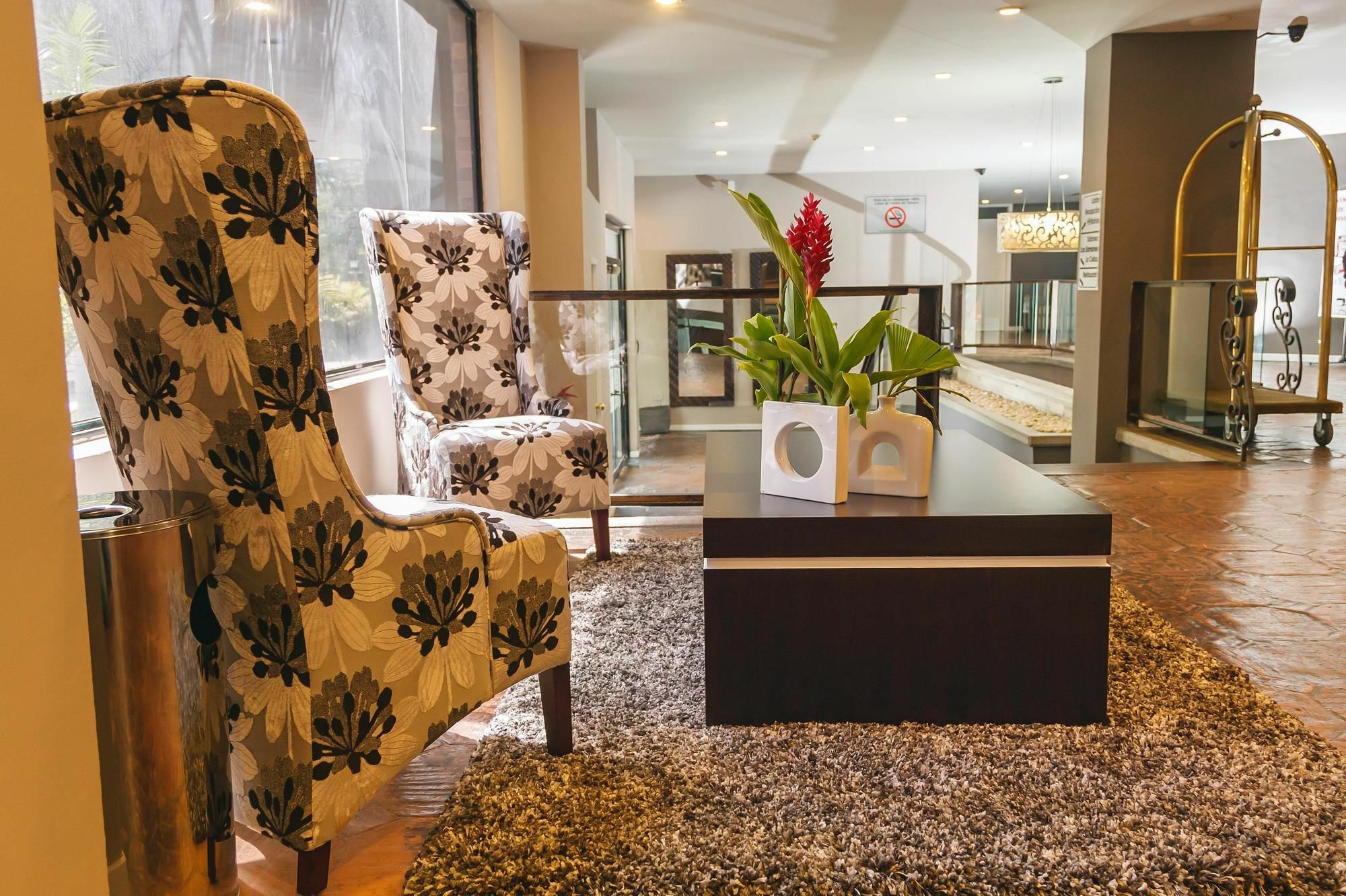 Guaparo Suites Valencia Εξωτερικό φωτογραφία